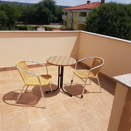 Apartmani Anita Malinska Buitenkant foto