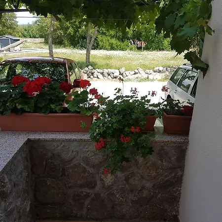 Apartmani Anita Malinska Buitenkant foto